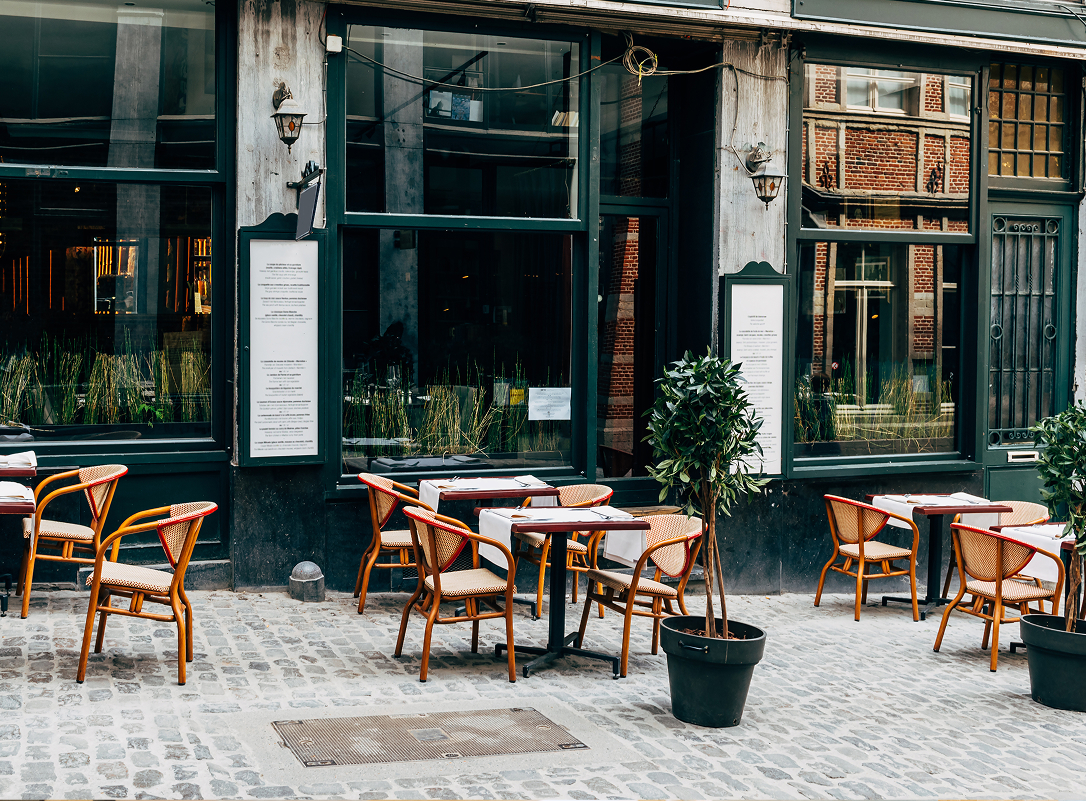 Restaurant patio ready for security deployment